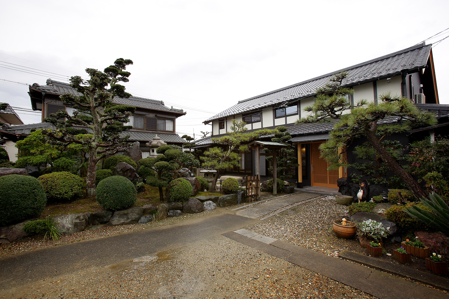 立派な庭のある和風住宅