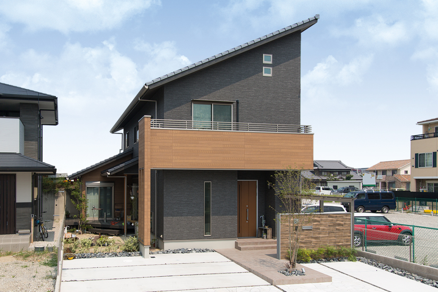 【注文住宅】緑に囲まれたカフェの様な空間を楽しむ家