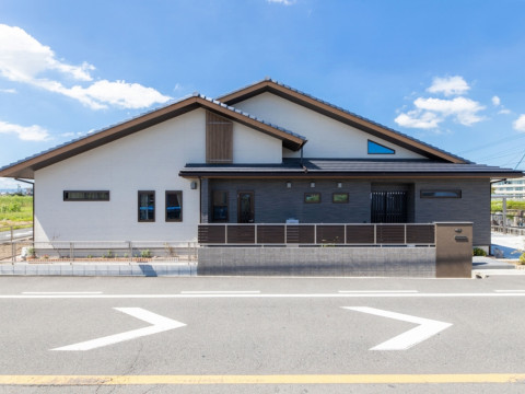 和モダン 愛知県・岐阜県で新築・注文住宅を建てる新和建設のフォト 