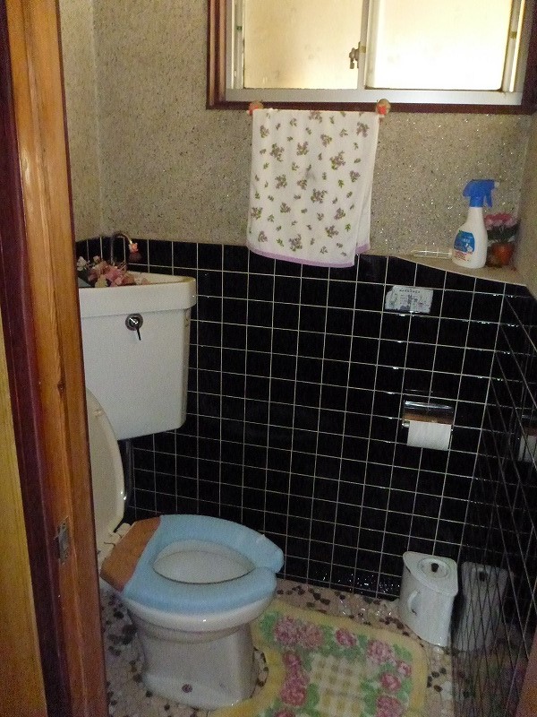 古いトイレ