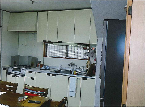 改修前のキッチン