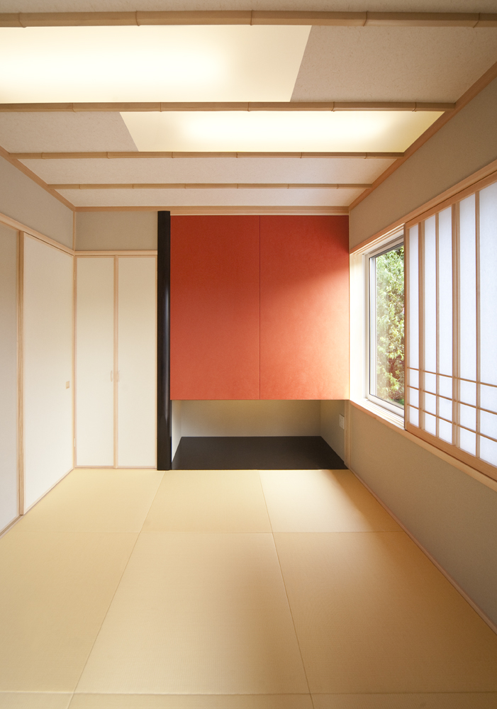 正方形の琉球畳がある和室の画像