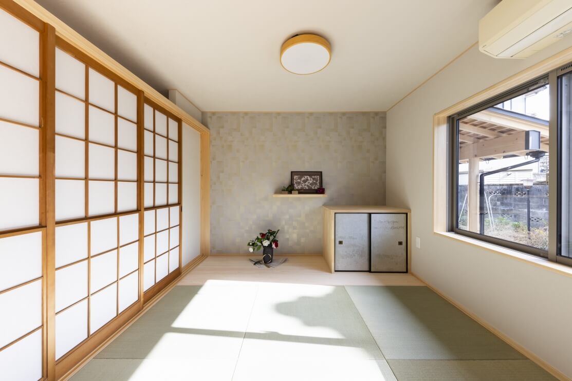 既存の障子を再利用した和室